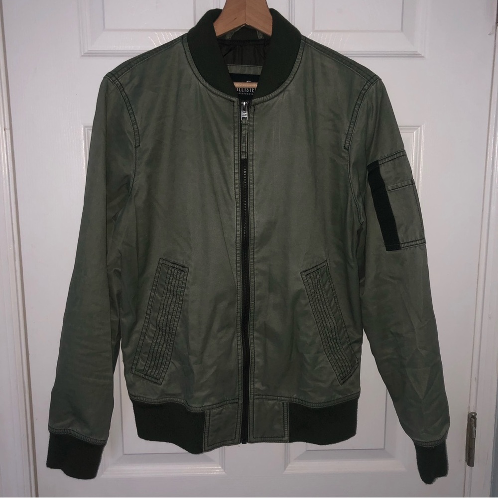 Hollister Olive Khaki Green Jacket - XS (fits a Small).